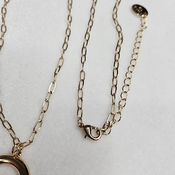 Women's Lot of Jewelry 2 Necklaces 1 Pair of Earrings Gold Tone Colorful NWOT - Picture 8 of 12